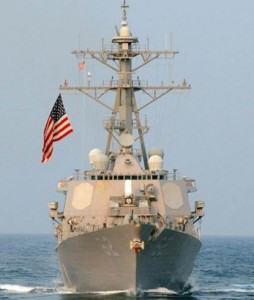 U.S. Navy photo by Mass Communication Specialist 1st Class John M. Hageman/ W kierunku Korei Południowej zmierza USS Fitzgerald wyposażony w 