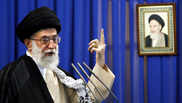 Irański przywódca duchowo-polityczny, ajatollah Ali Chamenei fot. Abedin Taherkenareh/PAP/EPA