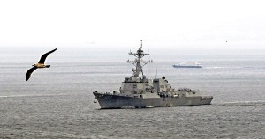Amerykański niszczyciel USS Truxtun na Morzu Czarnym fot.Sedat Suna/PAP/EPA