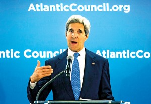 Sekretarz stanu USA John Kerry fot.Jim Lo Scalzo/PAP/EPA