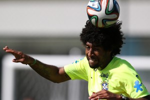 Dante, piłkarz drużyny Brazylii fot.Marcelo Sayao/EPA