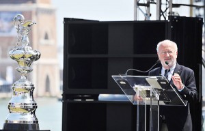 Burmistrz Wenecji Giorgio Orsoni fot.Andrea Merola/PAP/EPA