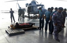 Recovery mission for crashed AirAsia plane continues
