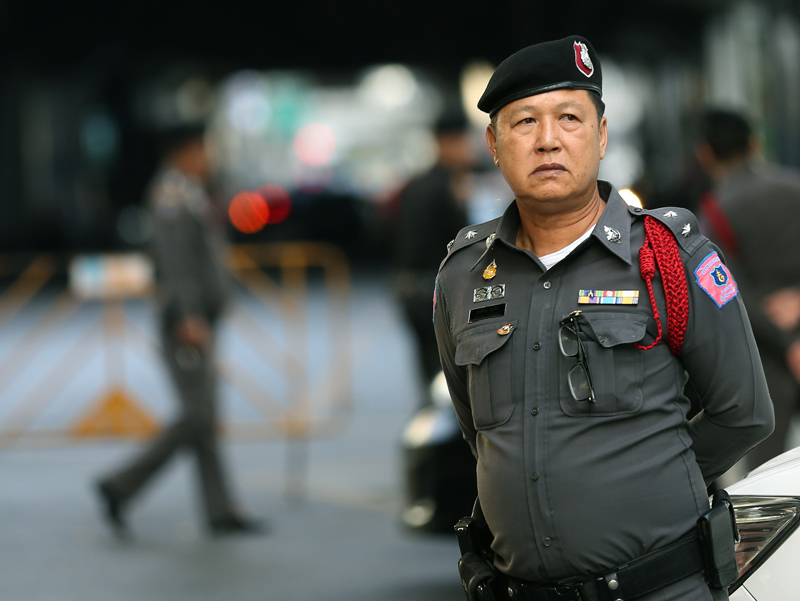 Policja w Bangkoku fot.Narong Sangnak/EPA