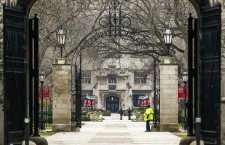 University of Chicago shut down due to threat