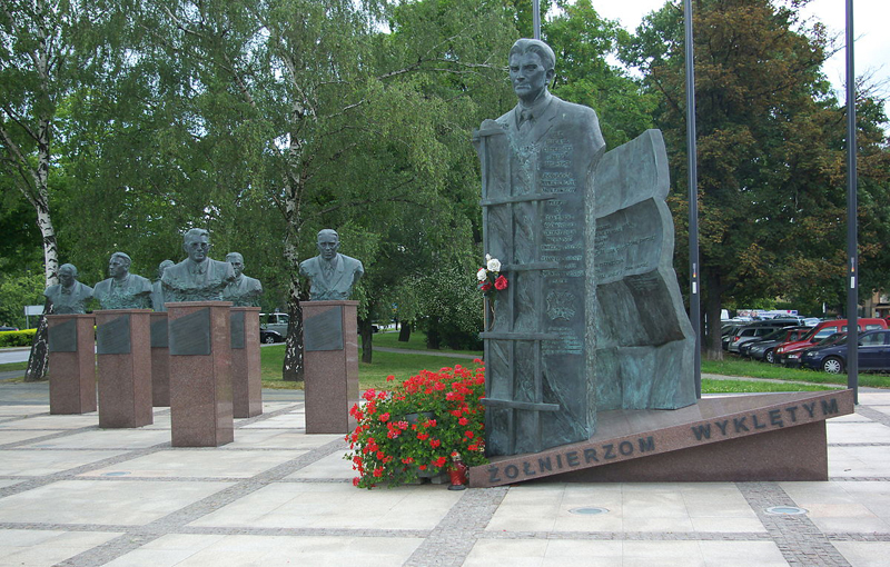 Pomnik Żołnierzy Wyklętych w Rzeszowie fot.Lowdown/Wikipedia