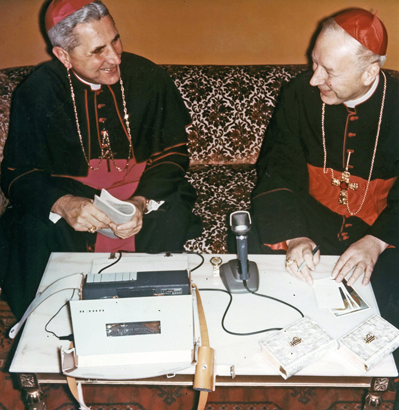 Biskup A. Wycisło z Chicago i prymas Wyszyński, obchody milenijne w 1966 roku fot.arch. MPA 