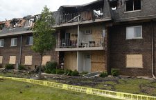 Groźny pożar zniszczył trzy budynki kompleksu apartamentowego w Prospect Heights (18)